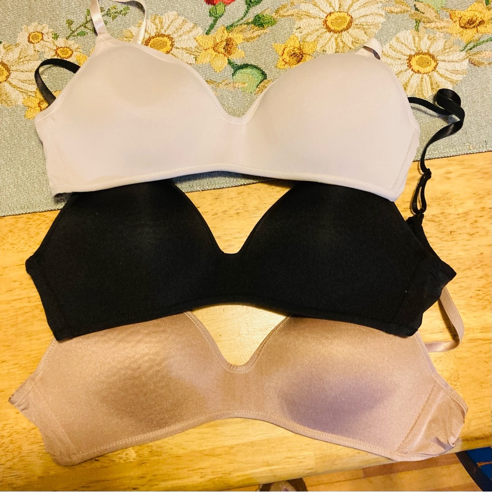 Rene Rofe Women's Seamless Bra Set - Black, Beige, Cream 36C